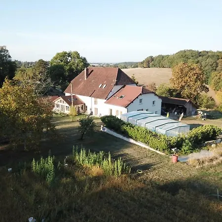 La Ferme De Montard ベッド・アンド・ブレックファスト Montmorot
